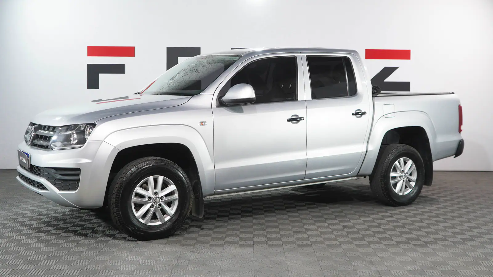 volkswagen Amarok TRENDLINE 2.0 4X2 MT