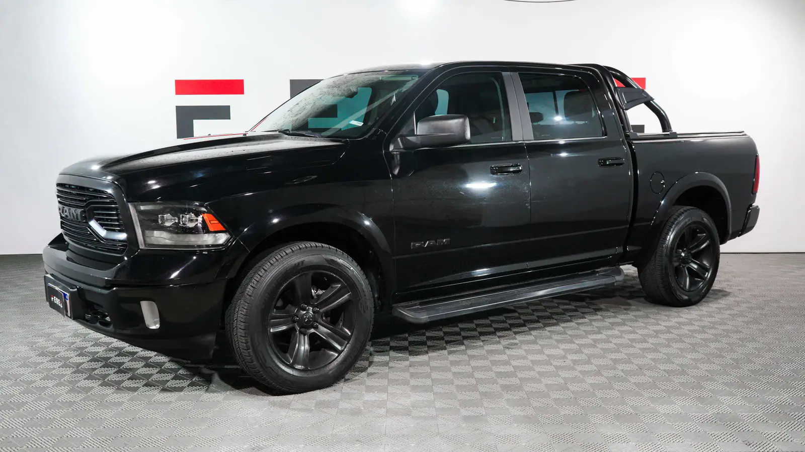 chrysler Ram 1500 5.7 V8 LARAMIE 4X4