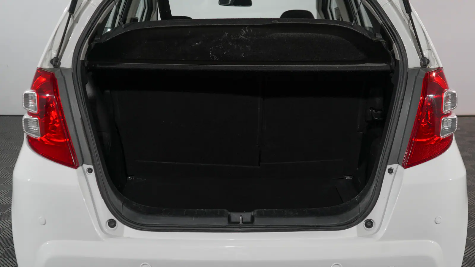 Slide https://sistema.ferezautomotores.com/api/archivos/564f46fb-a715-428d-8b9f-a02f10416a90