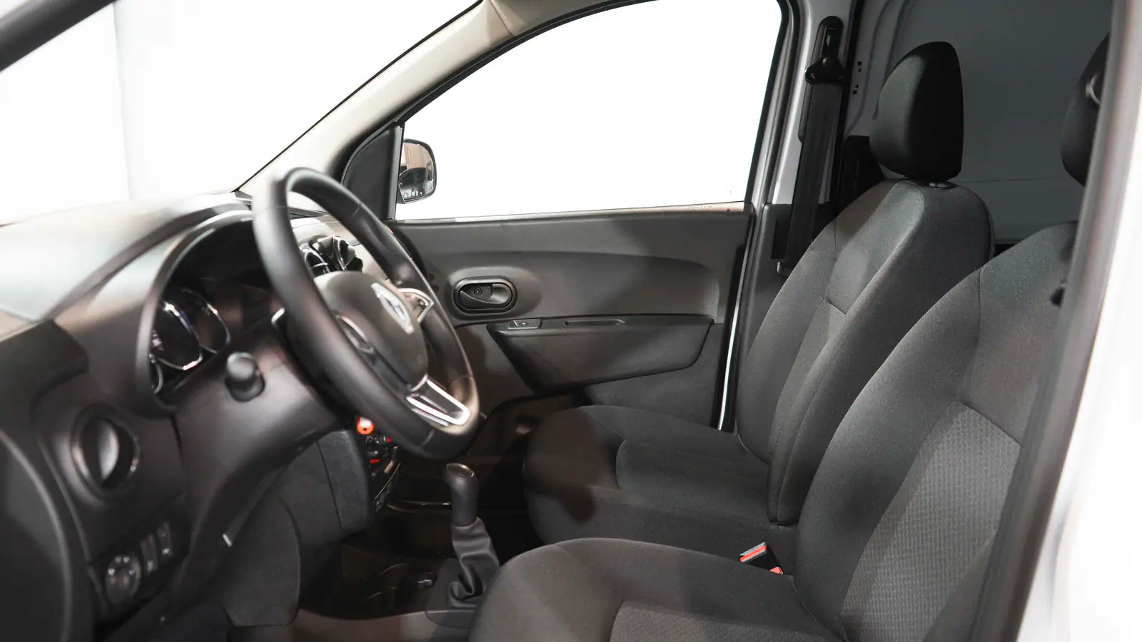 Slide https://sistema.ferezautomotores.com/api/archivos/69a86d71-1e31-4b43-9005-4a030214a8a8