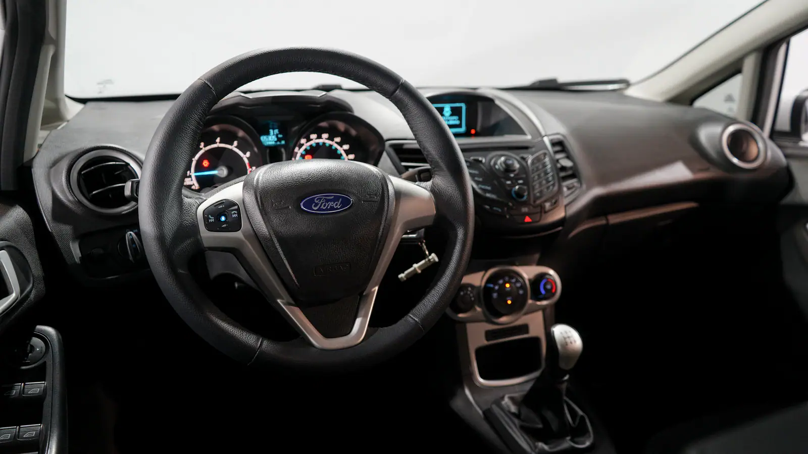 Slide https://sistema.ferezautomotores.com/api/archivos/6b4ae7a1-9a3b-4667-84d3-429f3e3c9ccf
