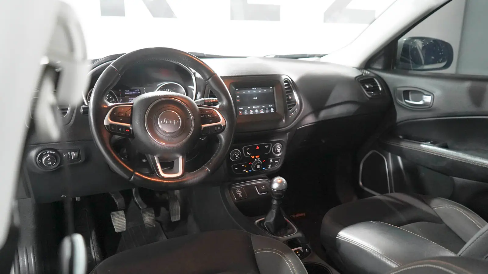 Slide https://sistema.ferezautomotores.com/api/archivos/a91775eb-1070-445c-99a0-700ec9390da5