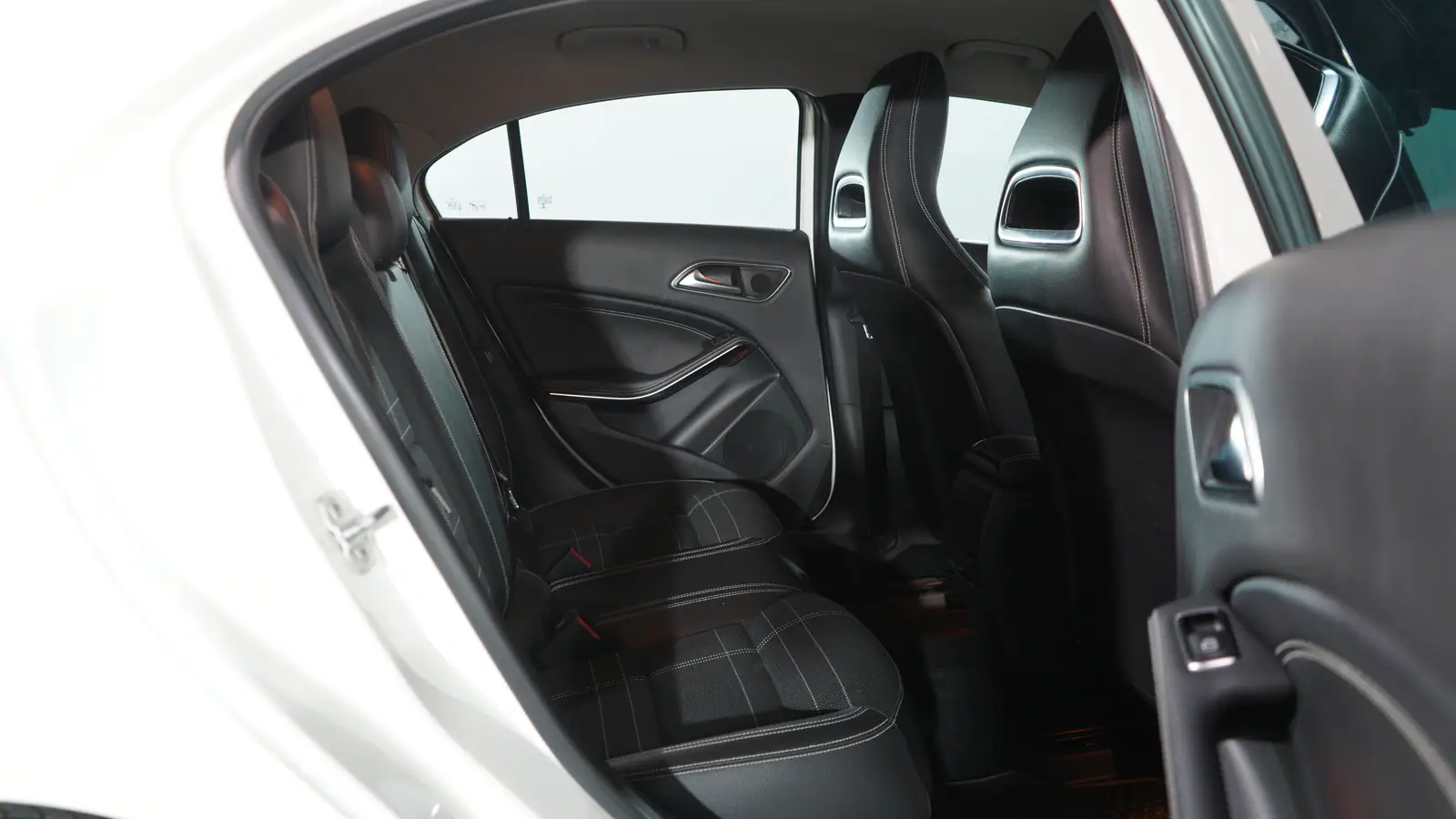 Slide https://sistema.ferezautomotores.com/api/archivos/e678075f-2bf6-4a57-a54b-b498a2661b7e