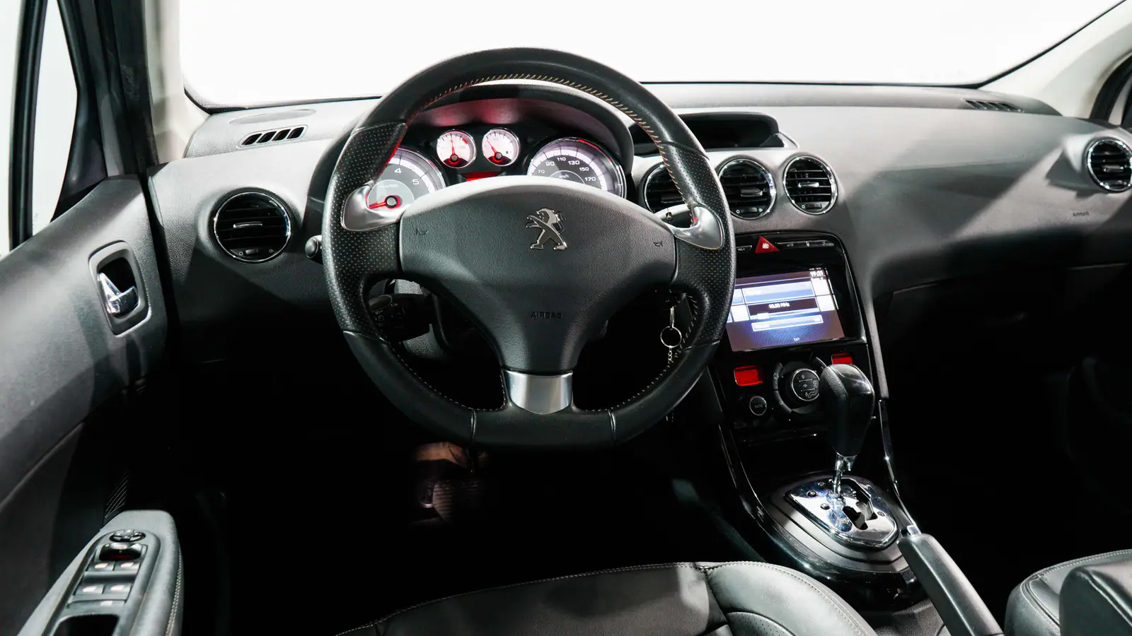 Slide https://sistema.ferezautomotores.com/api/archivos/f30649ea-e7e3-406d-9906-72d82ccf5c90