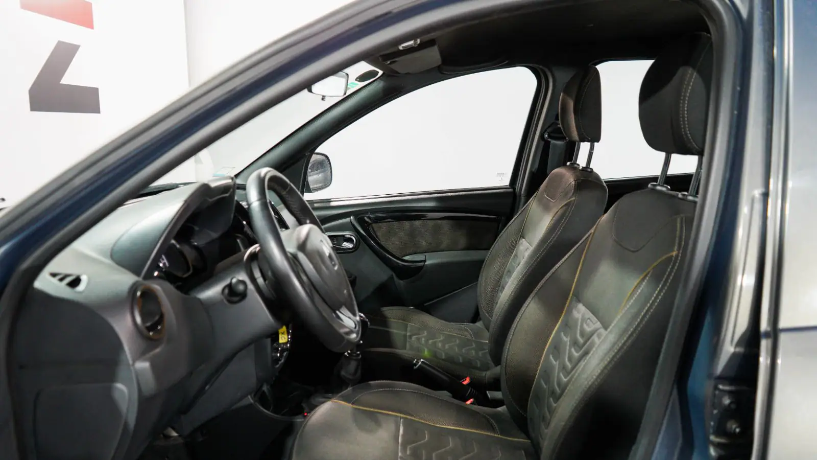 Slide https://sistema.ferezautomotores.com/api/archivos/f3c16dec-4753-40d8-9dd3-6903007fa8bf